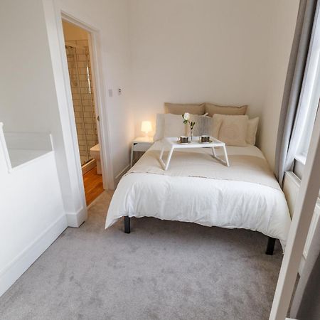 Sapphire Home Stay Liverpool Extérieur photo